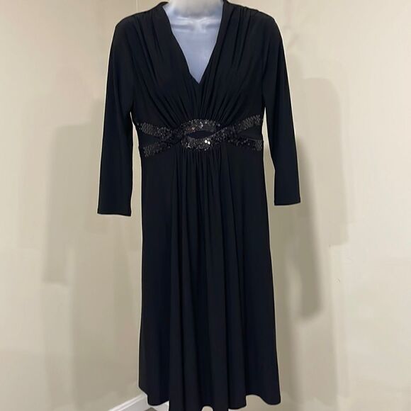 NWOT Evan Picone Little Black Dress w/ sequins.  Size 6 S small - Picture 1 of 14